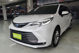 丰田 赛那SIENNA 2021款 2.5L混动 至尊版