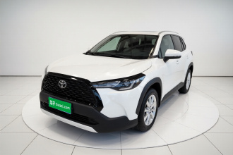 丰田 卡罗拉锐放 2023款 2.0L 先锋版