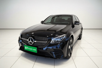 奔驰GLC轿跑 2018款 GLC 200 4MATIC 轿跑SUV