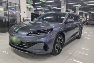 比亚迪 海豹06 DM-i旅行版 2025款 DM-i 150KM旗舰型