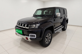 北京越野BJ40 2023款 2.0T 自动四驱城市猎人版侠客型