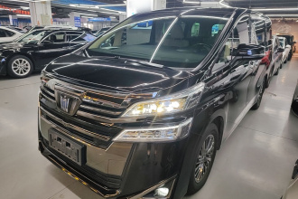 丰田 威尔法 2023款 皇冠 双擎 2.5L HV尊贵版