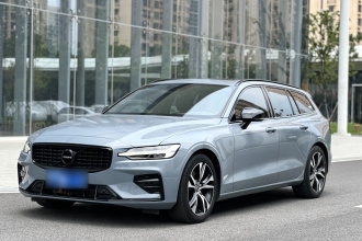 沃尔沃V60 2021款 B5 智远运动版