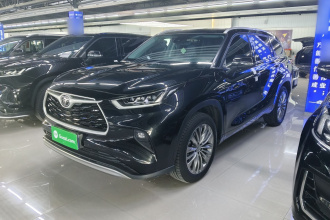 丰田 汉兰达 2022款 380T 四驱尊贵版 7座