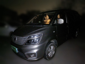 东风风行 菱智 2022款 M5L 1.6L 实用型 7座