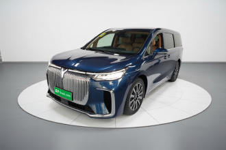 岚图汽车 岚图梦想家 2025款 EV 四驱旗舰鲲鹏版