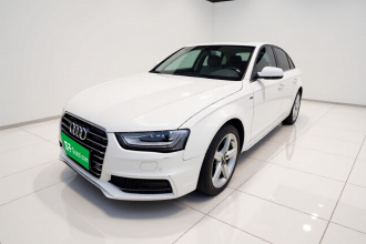 奥迪A4L 2016款 35 TFSI 典藏版 S line豪华型