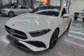 奔驰A级 2024款 改款 A 200 L 时尚型