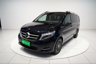 奔驰V级 2018款 V 260 L 尊贵加长版 国VI