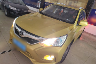 比亚迪 宋 2016款 盖世版 1.5TI 手动精英型