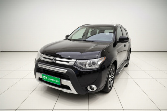 三菱 欧蓝德(进口) 2014款 2.4L 四驱豪华超值版 7座