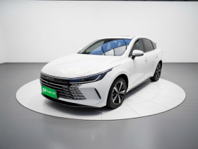 比亚迪 驱逐舰05 2024款 荣耀版 DM-i 120KM 豪华型