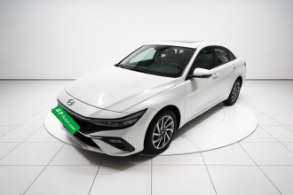 现代 伊兰特 2026款 1.5L CVT GLS领先版