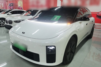 理想汽车 理想i6 2025款 两驱标准版