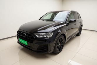 奥迪Q7 2022款 55 TFSI quattro S line运动型