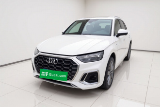 奥迪Q5L 2022款 改款 45T 豪华动感型