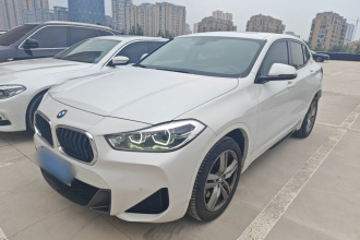 宝马X2 2022款 sDrive25i M运动套装