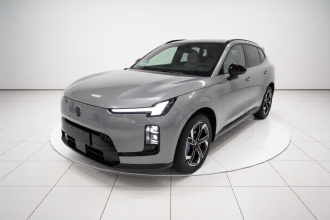 沃尔沃XC70插电式混动 2026款 两驱长续航Core