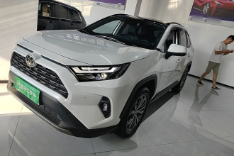 丰田 RAV4荣放 2023款 2.0L CVT两驱风尚Plus版