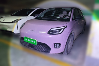 埃安 AION UT 2025款 330星辉版