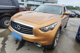 英菲尼迪QX70 2013款 3.7L 超越版