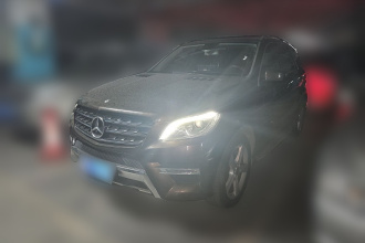 奔驰M级 2015款 ML 320 4MATIC
