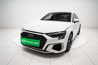 奥迪A3 2023款 改款 A3L Limousine 35 TFSI 时尚运动型