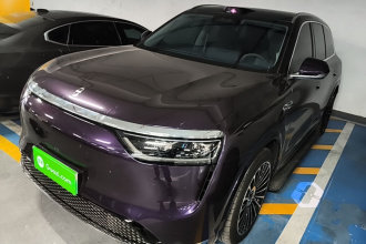 鸿蒙智行 问界M8 2025款 纯电 Max+ 五座长续航版 (192线激光雷达）