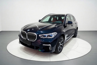 宝马X5 2022款 改款 xDrive 40Li M运动套装