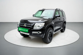 三菱 帕杰罗（平行进口）   V97 3.8L 五门 GLS 中东版
