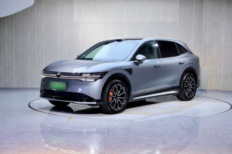 极氪7X 2025款 100kWh 长续航四驱智驾版