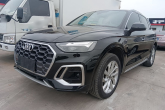 奥迪Q5L 2022款 改款 40T 豪华动感型