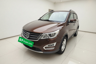 宝骏560 2016款 1.8L 手动精英型