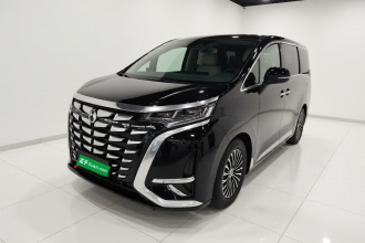 腾势D9 2024款 DM-i 980 四驱尊荣型