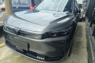 岚图汽车 岚图FREE 2025款 FREE+ 四驱乾崑版