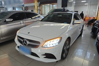 奔驰C级 2020款 改款 C 260 L 运动版