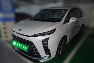 别克GL8新能源 2024款  陆尊 奢享版 7座