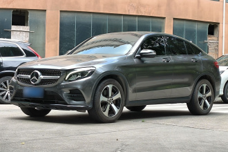 奔驰GLC轿跑 2019款 GLC 200 4MATIC 轿跑SUV