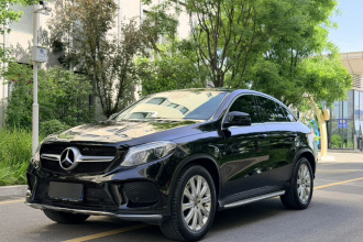 奔驰GLE轿跑 2018款 GLE 320 4MATIC 轿跑SUV