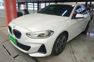 宝马1系 2021款 120i M运动版