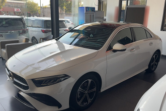 奔驰A级 2023款 A 200 L 时尚型