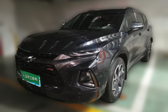 雪佛兰 开拓者 2022款 轻混 650T RS 四驱 5座 悍版