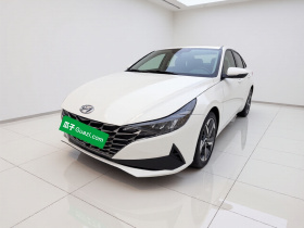 现代 伊兰特 2022款 1.5L CVT LUX尊贵版