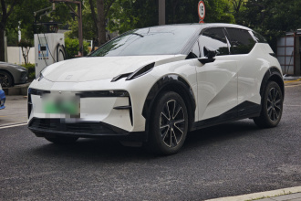 极氪X 2023款 后驱YOU版 4座