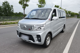 长安凯程 长安睿行M60 2023款 1.5L GDI精英型客车6/7座
