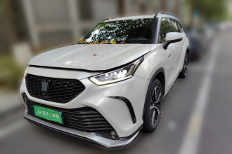 丰田 皇冠陆放 2021款 2.5L HEV四驱尊贵版