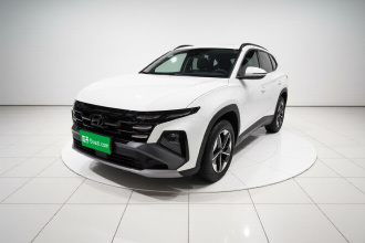 现代 2025款 途胜L 1.5T 尊贵版