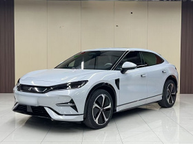 比亚迪 宋L EV 2024款 662km 卓越型