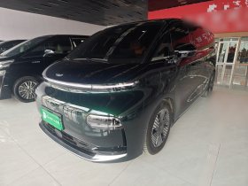 吉利银河 翼真L380 2024款 140度 6座 四驱Ultra