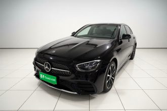 奔驰E级新能源 2022款 改款二 E 350 e L 插电式混合动力运动轿车